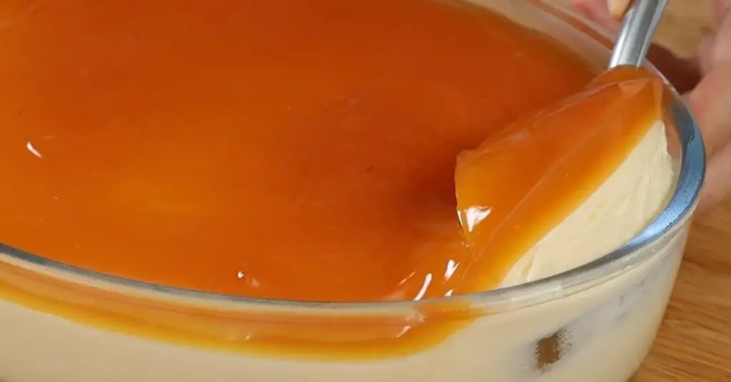 Si te gusta la fusión del caramelo con la maicena,  entonces aquí te vamos a explicar Como hacer delicioso postre de leche